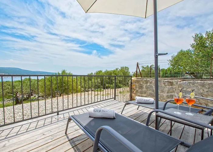 Salt And Holiday home